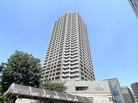 【外観】存在感のある外観デザインです