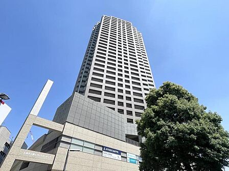 【外観】落ち着きと風格を兼ね備えた佇まい。