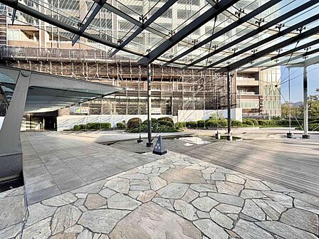 【外観】住まう誇りを再確認させる堂々たる風格。