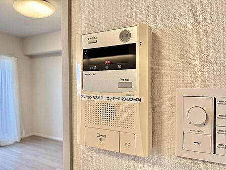 【バルコニー】心地よい風が癒しを与えてくれる時間。