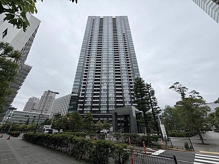【外観】堂々としたスケール感が魅力です。