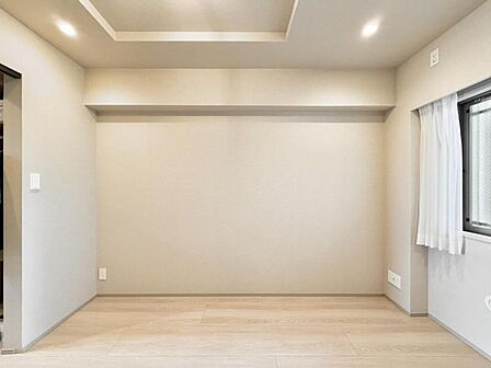 【洋室:5.3帖】独立性があり、在宅ワークにもおすすめです。