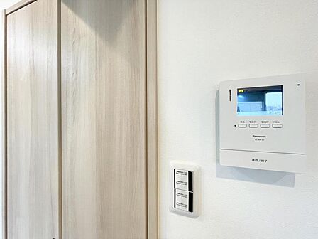 【TVインターホン】防犯面でも安心できるTV付インターホン。