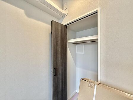 【収納】天井高を活かした収納でスペースを有効活用できます。