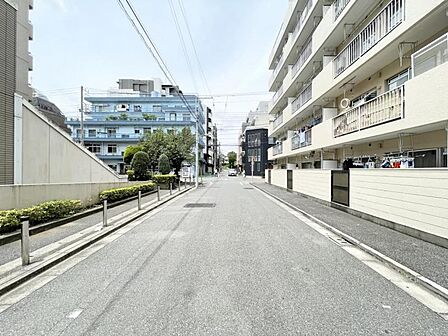 【周辺環境】穏やかな街並みに包まれた住環境。