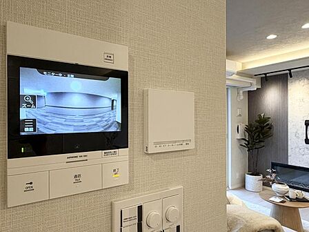【設備】 快適な暮らしをサポートするTVモニターホン付きです。