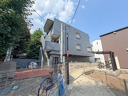 【外観】街並みに自然と溶け込む外観です。