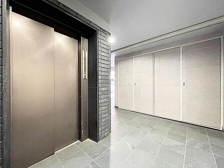 【エレベーター】エレベーター完備のため荷物が多くなっても安心。