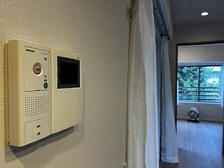 【TVインターホン】防犯面でも安心できるTV付インターホン。