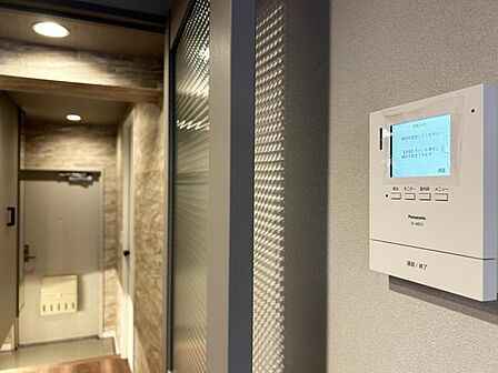 【設備】 快適な暮らしをサポートするTVモニターホン付きです。