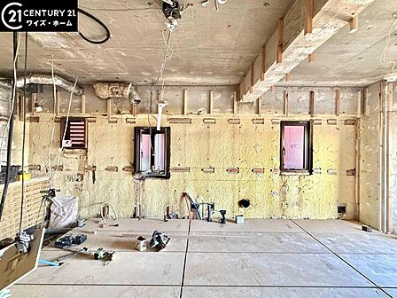 【リビング：8.5帖】今はまだ工事中。だからこそ分かる、確かな下地と断熱へのこだわり。