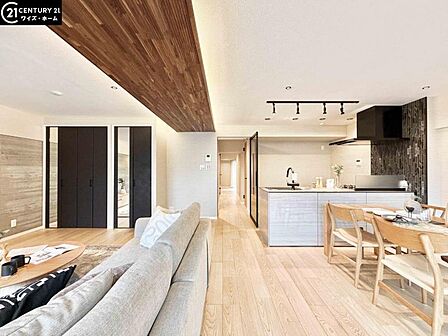 【リビング：18.5帖】穏やかな時間を心ゆくまで堪能できる住空間です。