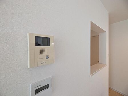 【TVインターホン】防犯面でも安心できるTV付インターホン。