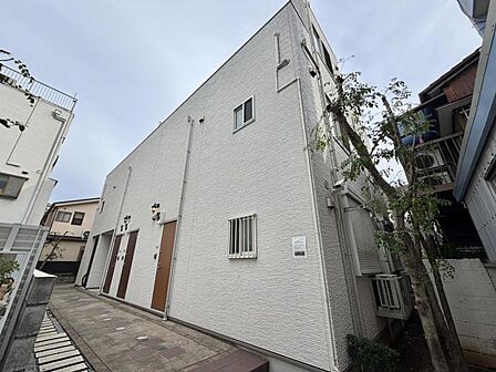 【外観】飽きのこないシンプルモダンな外観です。