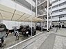 エントランス：【駐輪場】　屋根付きの駐輪場は雨の日などにとても重宝します。