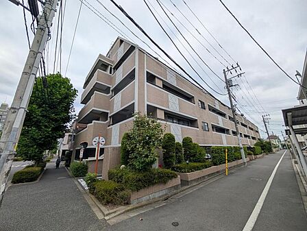 【外観】重厚感のある佇まいが魅力です。
