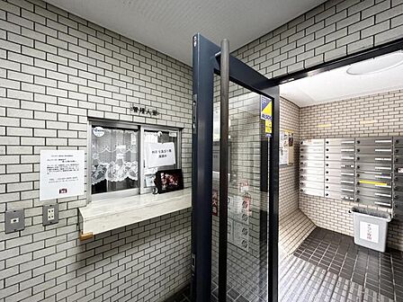 【エントランス】下町の情緒と現代の安心が同居する入り口です。