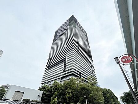 【外観】年月を経ても色褪せないデザイン性。