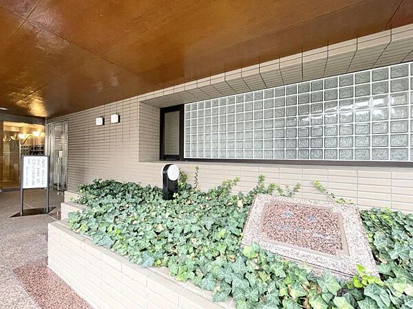 エントランスを拡大表示