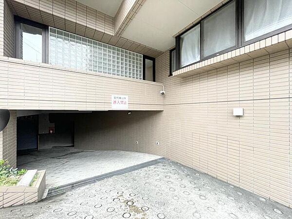 エントランスを拡大表示
