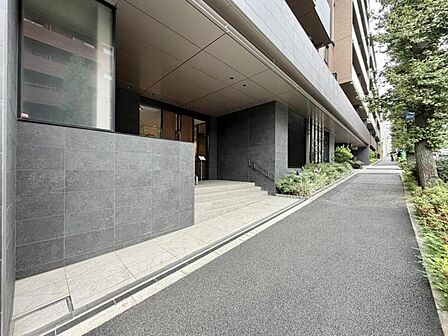 【周辺環境】穏やかな街並みに包まれた住環境。
