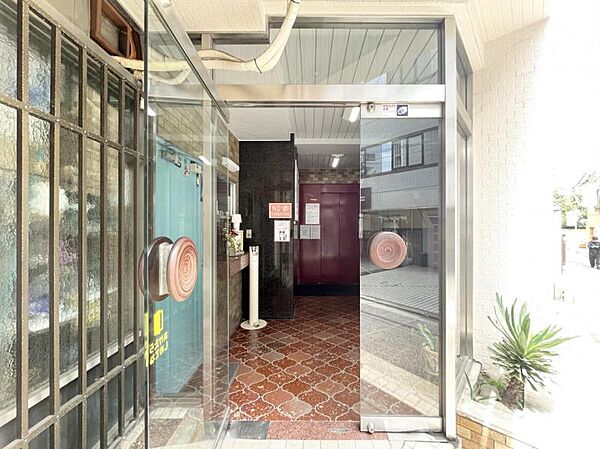 エントランス