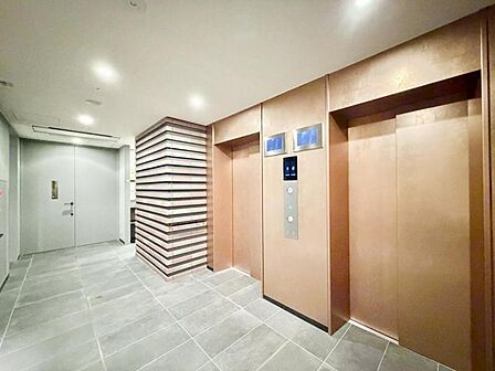【エレベーター】　しっかりと管理が行き届いており、いつも共用部は綺麗に保たれています