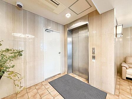 【エレベーター】　しっかりと管理が行き届いており、いつも共用部は綺麗に保たれています