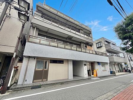 【外観】堂々たる趣　余裕を感じさせる上質な佇まい