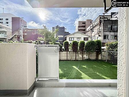 【眺望】陽当たり・通風・開放感に恵まれた環境です。