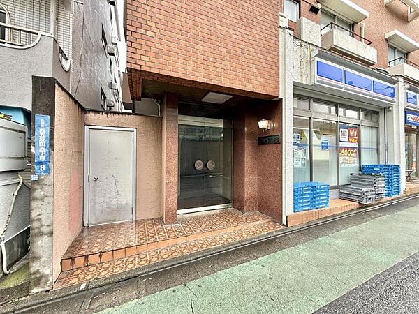 エントランスを拡大表示
