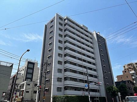 【外観】清潔感のあるシンプルな外観が魅力的な物件です。