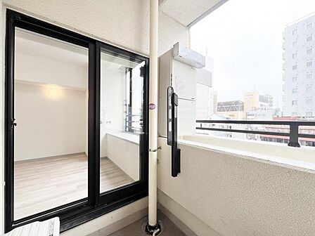 心地よい風を感じながら過ごせる、ゆとりある空間です。