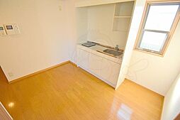 UT東三国 6階1DKのリビング/ダイニング