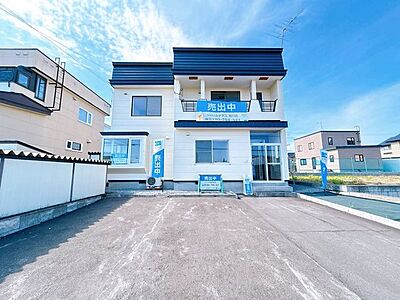 外観：価格には消費税、リフォーム費用を含みます。自社物件につき随時ご案内可能。内覧希望の方はお電話ください。
