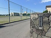 【周辺】黒石市立黒石中学校まで徒歩7分（約500ｍ）です。毎日の通学が良い運動になりますね。