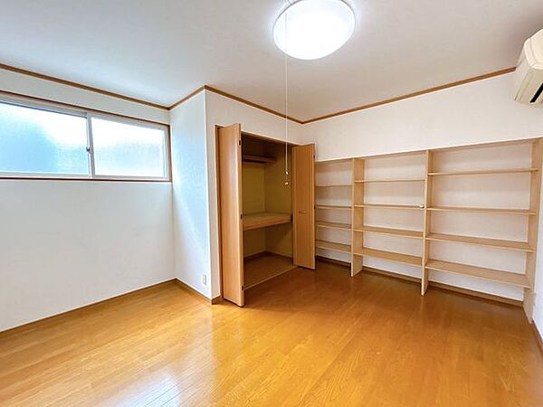 洋室を拡大表示