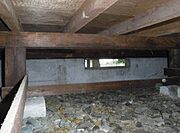 中古住宅の3大リスクである、雨漏り、主要構造部分の欠陥や腐食、給排水管の漏水や故障を2年間保証します。その前提で床下まで確認の上でリフォームし、シロアリの被害調査と防除工事もおこないます。