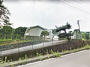 いわき市立湯本第三中学校 【周辺環境】湯本第三中学校まで約1100m（徒歩約16分）です。部活動が本格化する中学生。帰りが遅くなってしまっても学校がお近くにあれば親御さんも安心できますね。