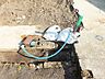 外観：敷地内には上水道・都市ガスが引込されています。（公共下水については前面道路から引込が必要です）