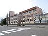 周辺：上越市立春日小学校 春日山小学校徒歩20分。 1560m