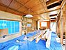 リビング/ダイニング：【リフォーム中】和室別角度の様子です。フローリング重ね張り、壁天井クロス張替えます。