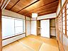 室内：二階7.5帖和室別角度です。