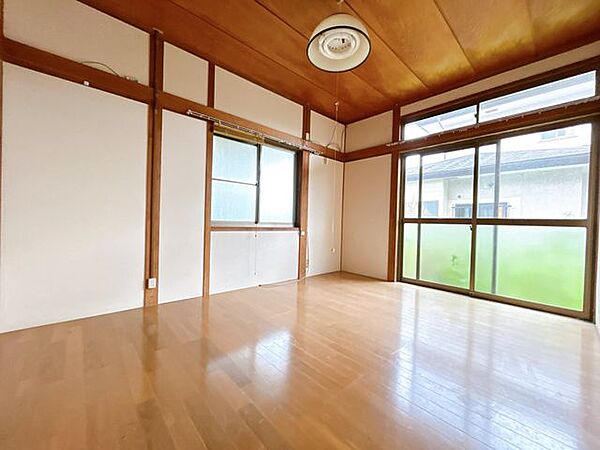 室内