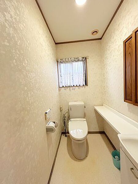 トイレを拡大表示