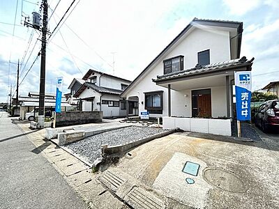 外観:価格には消費税を含みます。自社物件につき随時ご案内可能。内覧希望の方はお電話ください。これから防草シートと砂利の敷き込みを行います。 外観:価格には消費税を含みます。自社物件につき随時ご案内可能。内覧希望の方はお電話ください。これから防草シートと砂利の敷き込みを行います。