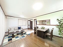 宇都宮市上戸祭町　戸建て 3SLDKのリビング/ダイニング