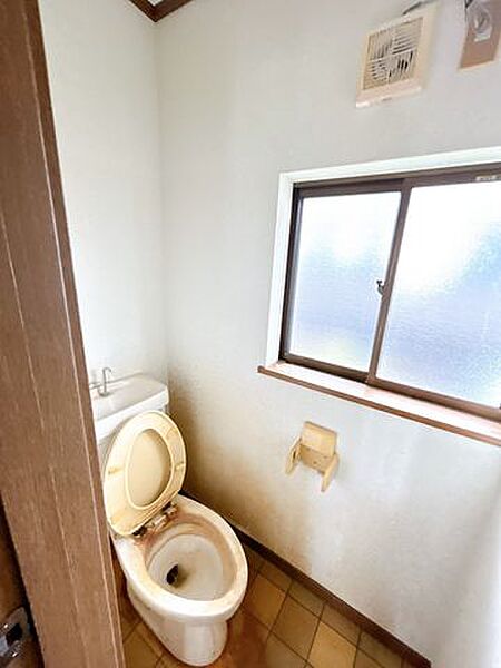 トイレを拡大表示