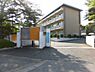 周辺：【近隣施設/中学校】双葉台中学校まで90ｍ（徒歩2分）。目の前が中学校になります。学校行事やクラブ活動で帰りが遅くなっても苦にならないですね。