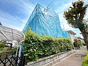 【内装リフォーム済】外観の別アングルの写真です。外壁塗装、外構工事等、一部リフォームのお見積りも可能ですので、お気軽にお問い合わせください。